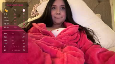 mia online show from 10/23/25, 05:29