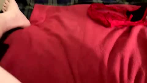 kittyneedsherdaddy online show from 12/15/25, 10:08