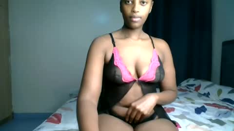 Snapshot of kittypettite chatting on 06/21/26, 06:49 Kittypettite online show from 06/21/26, 06:49