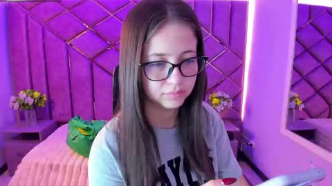 Sarah online show from 05/28/26, 02:47