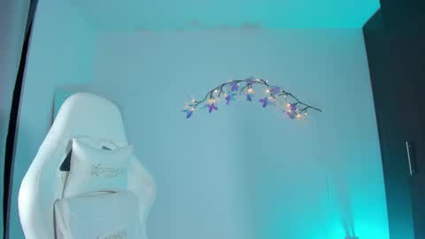 kitty online show from 03/16/26, 05:44