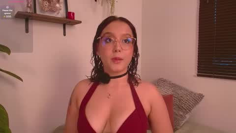 Snapshot of kittysophie_ chatting on 04/26/26, 10:07 Sophie online show from 04/26/26, 10:07