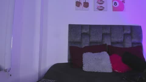 kitty online show from 05/30/26, 06:16