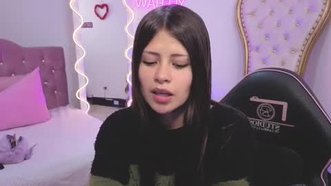 Kitty  online show from 11/24/25, 07:02