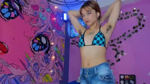 Snapshot of kittyzenn chatting on 12/04/24, 01:53 Kitty Zen online show from 12/04/24, 01:53