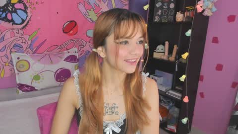 Snapshot of kittyzenn chatting on 12/12/24, 03:48 Kitty Zen online show from 12/12/24, 03:48