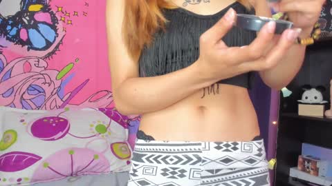 Snapshot of kittyzenn chatting on 12/20/24, 01:54 Kitty Zen online show from 12/20/24, 01:54