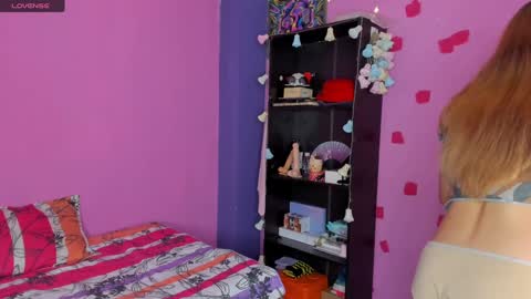 Snapshot of kittyzenn chatting on 01/26/25, 02:14 Kitty Zen online show from 01/26/25, 02:14