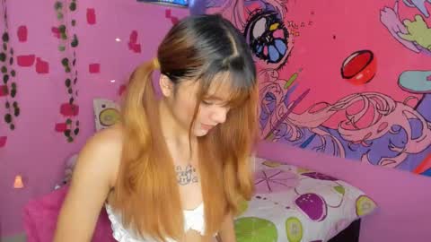 Snapshot of kittyzenn chatting on 02/20/25, 06:46 Kitty Zen online show from 02/20/25, 06:46