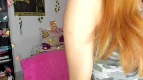 Snapshot of kittyzenn chatting on 03/12/25, 02:23 Kitty Zen online show from 03/12/25, 02:23