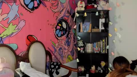 Snapshot of kittyzenn chatting on 10/06/25, 04:04 Kitty Zen online show from 10/06/25, 04:04