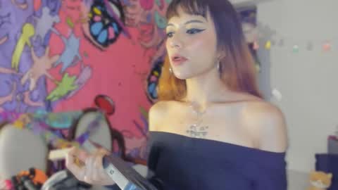 Snapshot of kittyzenn chatting on 11/29/25, 10:02 Kitty Zen online show from 11/29/25, 10:02