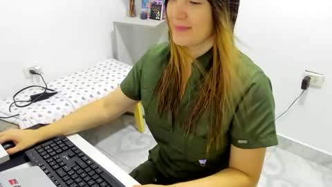 kity021 online show from 06/28/26, 07:42
