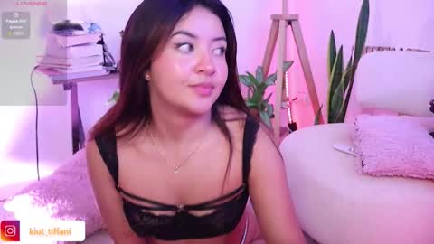  Tiffanii  online show from 02/09/26, 05:55