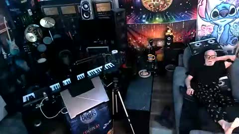 kiveuxmakeu online show from 03/16/26, 12:17