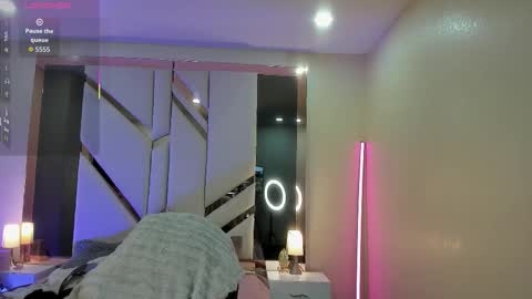 Kiwi online show from 03/02/26, 12:23