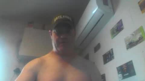 kiwiguy19773 online show from 04/03/26, 08:40