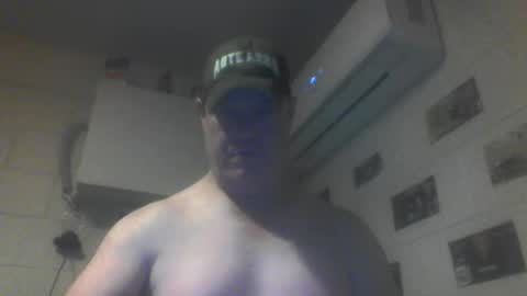 Snapshot of kiwiguy19773 chatting on 05/18/26, 07:25 kiwiguy19773 online show from 05/18/26, 07:25