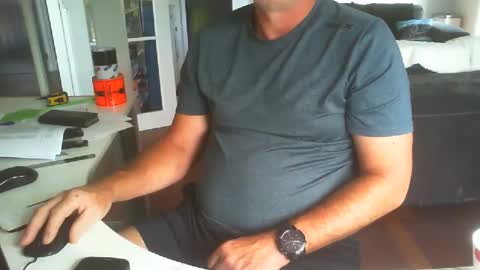 Snapshot of kiwiveloboy chatting on 02/02/25, 10:49 Kiwilad1973 online show from 02/02/25, 10:49