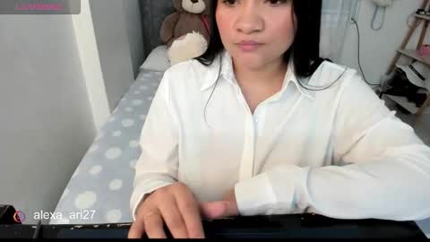 kixua online show from 02/04/26, 11:09