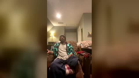 Snapshot of kjeezy123 chatting on 03/01/26, 10:01 kjeezy123 online show from 03/01/26, 10:01