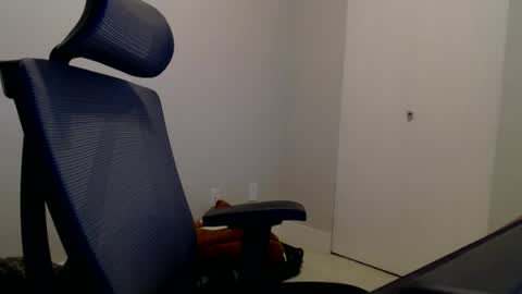 kjei189009 online show from 04/26/26, 02:31