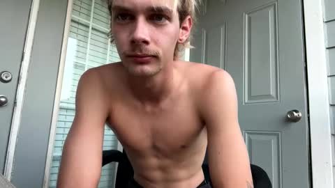 Snapshot of kkyle57 chatting on 10/09/25, 12:36 kkyle57 online show from 10/09/25, 12:36