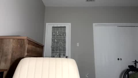 Snapshot of kkyle57 chatting on 10/16/25, 12:39 kkyle57 online show from 10/16/25, 12:39