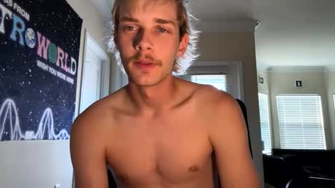 Snapshot of kkyle57 chatting on 10/24/25, 07:32 kkyle57 online show from 10/24/25, 07:32