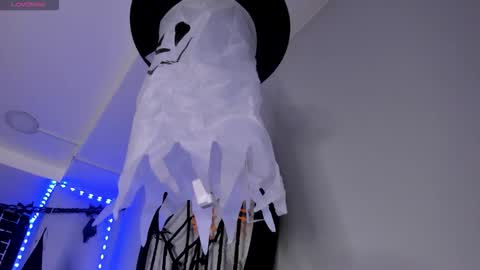 Snapshot of klariz09 chatting on 10/25/25, 08:25 klariz09 online show from 10/25/25, 08:25