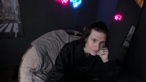 Snapshot of klaude_jam chatting on 04/12/26, 04:01 Klaude Jam online show from 04/12/26, 04:01