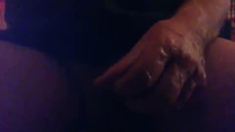 Snapshot of kledenn chatting on 11/10/25, 08:41 kledenn online show from 11/10/25, 08:41