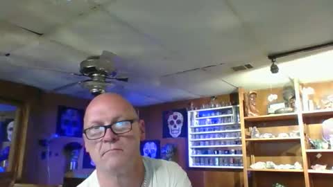 Snapshot of kleeeen chatting on 05/07/26, 10:53 MrKleeen online show from 05/07/26, 10:53