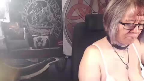 Snapshot of kleiner_teufel chatting on 03/30/26, 06:03 Michelle online show from 03/30/26, 06:03