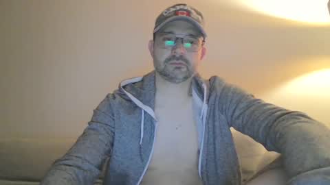 kleinyves online show from 04/24/26, 07:38