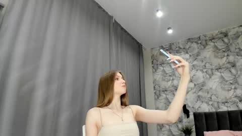 Trina online show from 12/02/25, 02:06