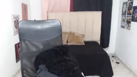 Snapshot of kleo_princess18 chatting on 01/30/25, 01:22 kleo online show from 01/30/25, 01:22