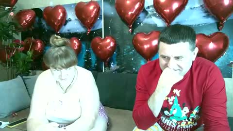 Snapshot of kleosnow chatting on 02/13/25, 01:05 Kleosnow online show from 02/13/25, 01:05