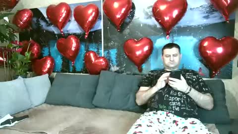 Snapshot of kleosnow chatting on 02/15/25, 09:38 Kleosnow online show from 02/15/25, 09:38