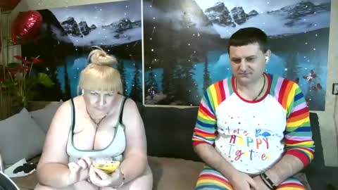 Snapshot of kleosnow chatting on 02/23/25, 08:11 Kleosnow online show from 02/23/25, 08:11