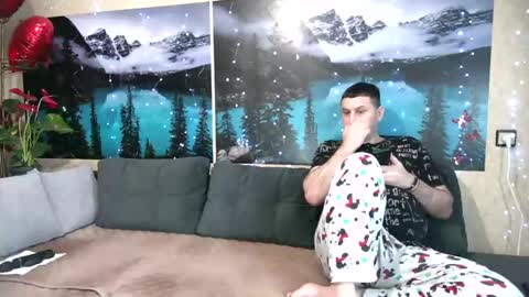 Snapshot of kleosnow chatting on 03/11/25, 08:41 Kleosnow online show from 03/11/25, 08:41