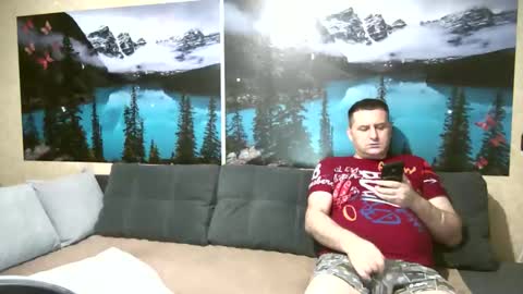 Snapshot of kleosnow chatting on 09/10/25, 08:14 Kleosnow online show from 09/10/25, 08:14