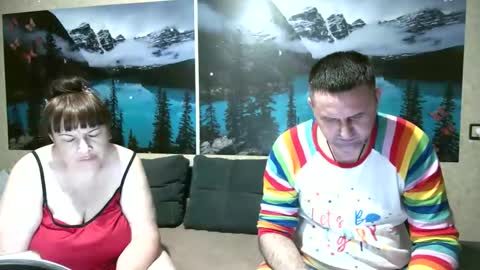 Snapshot of kleosnow chatting on 09/26/25, 08:24 Kleosnow online show from 09/26/25, 08:24