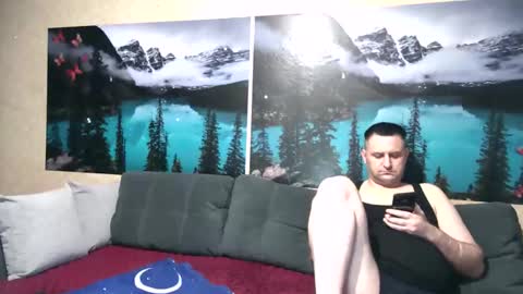Snapshot of kleosnow chatting on 05/13/26, 08:55 Kleosnow online show from 05/13/26, 08:55
