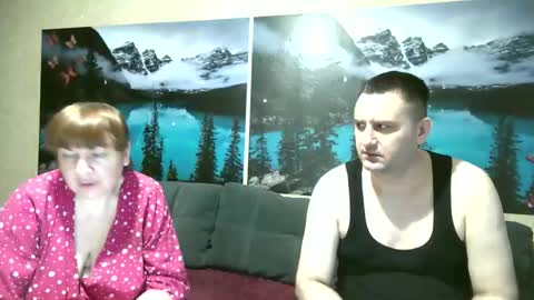 Snapshot of kleosnow chatting on 05/17/26, 09:17 Kleosnow online show from 05/17/26, 09:17
