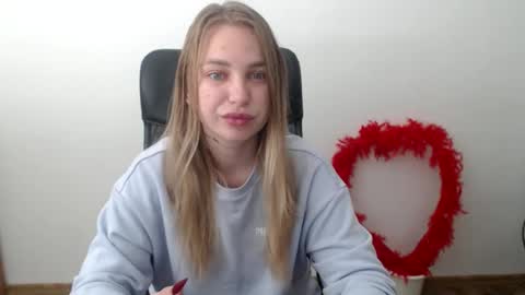 klerkarina online show from 10/19/25, 04:46