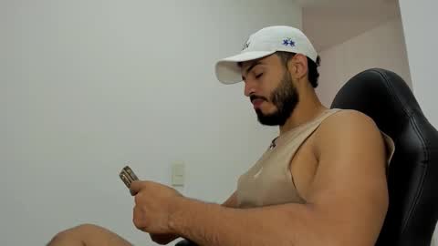 Snapshot of klinsmannwalton chatting on 02/01/26, 01:31 klinsmannwalton online show from 02/01/26, 01:31