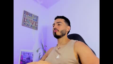 Snapshot of klinsmannwalton chatting on 02/12/26, 10:43 klinsmannwalton online show from 02/12/26, 10:43