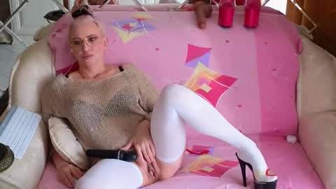 ALYONA online show from 10/27/25, 03:10