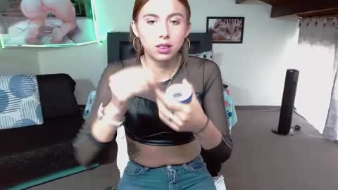 Snapshot of kloe_deker chatting on 03/11/25, 02:18 Kloe deker online show from 03/11/25, 02:18